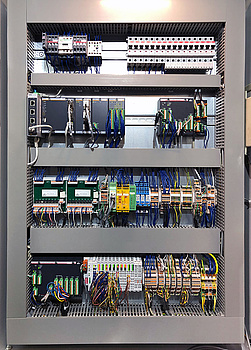 AVAT BHKW Modernisierung mit E²CON-TE - Alte Steuerung