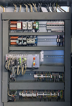 AVAT BHKW Modernisierung mit E²CON-TE - Alte Steuerung